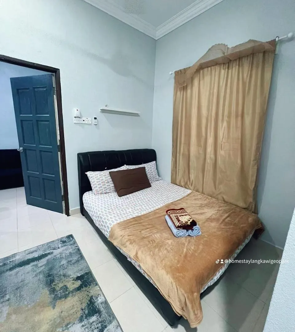 Homestay 1 Langkawi Geopark 3 Bedrooms & 3 Bathroom Pantai Cenang